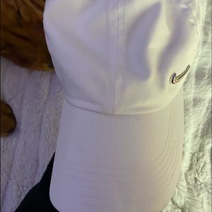 Nike white hat